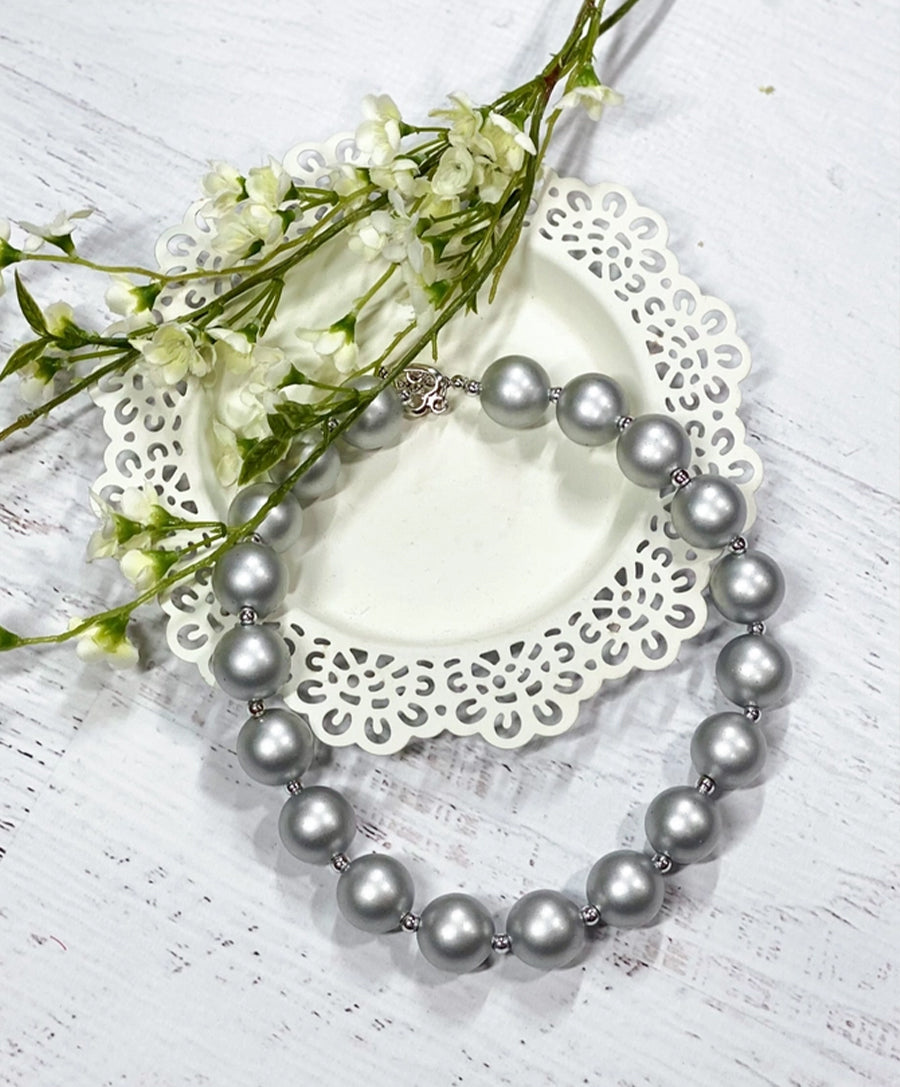 Solid Chunky Bead Necklace